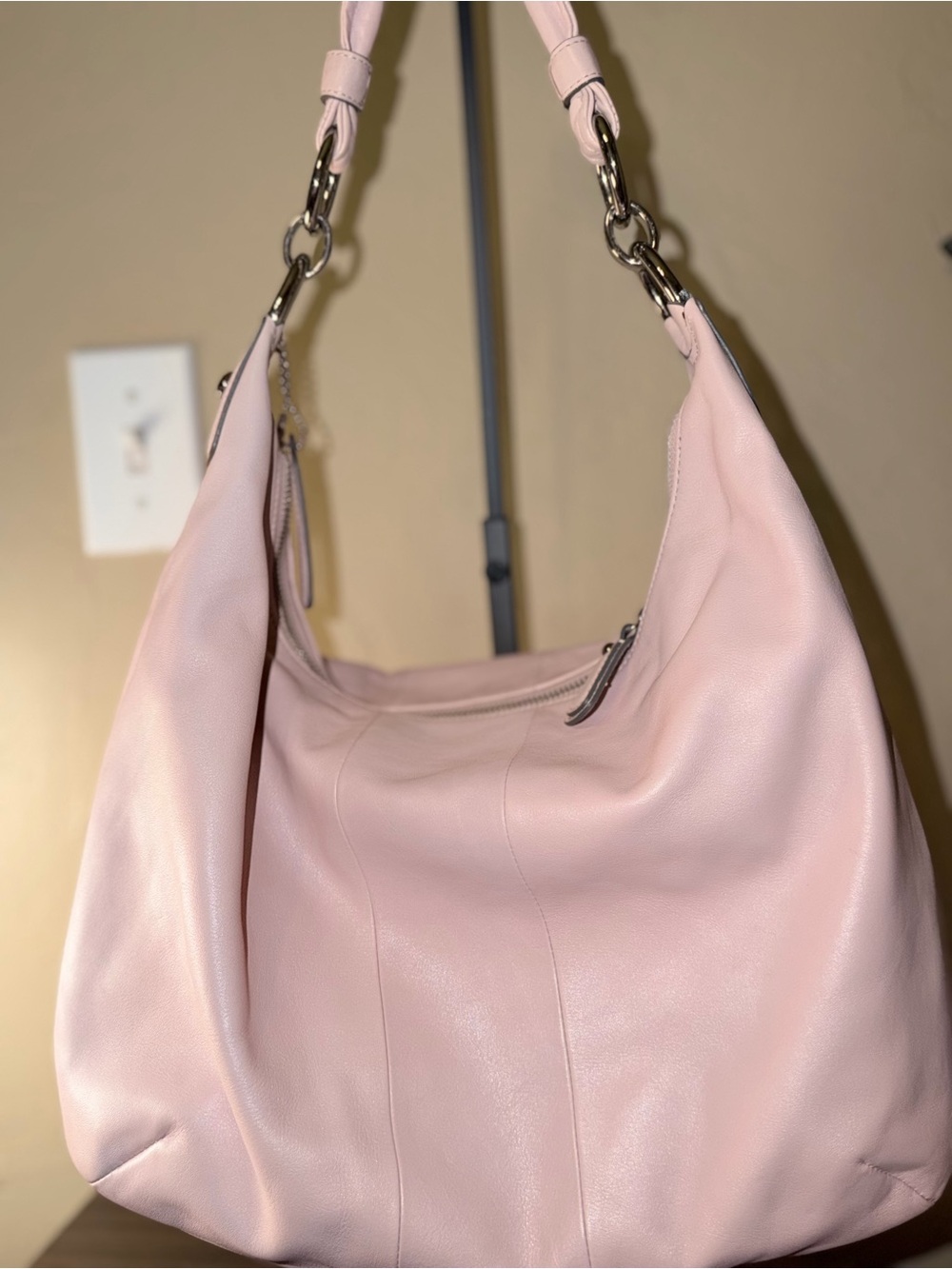 Coach 16787 Soft Pale Pink Leather Shoulder Bag with Chain Detail - Picture 4 of 15